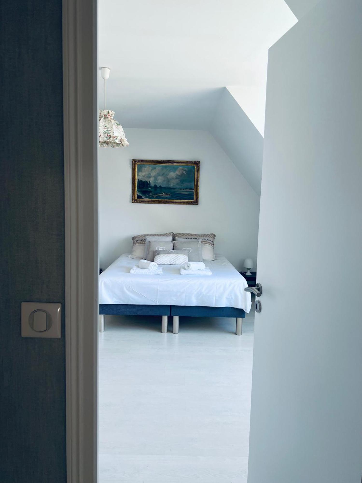 Le Manamour, Style Appart Hotel A 10 Min De Nevers Garchizy Luaran gambar