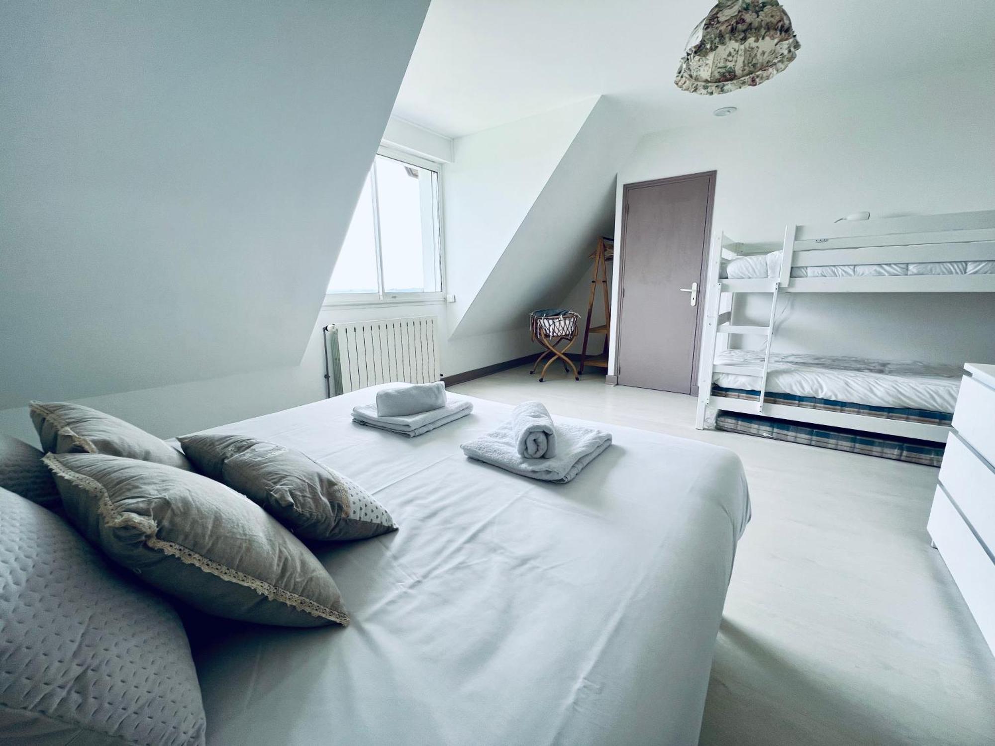 Le Manamour, Style Appart Hotel A 10 Min De Nevers Garchizy Luaran gambar